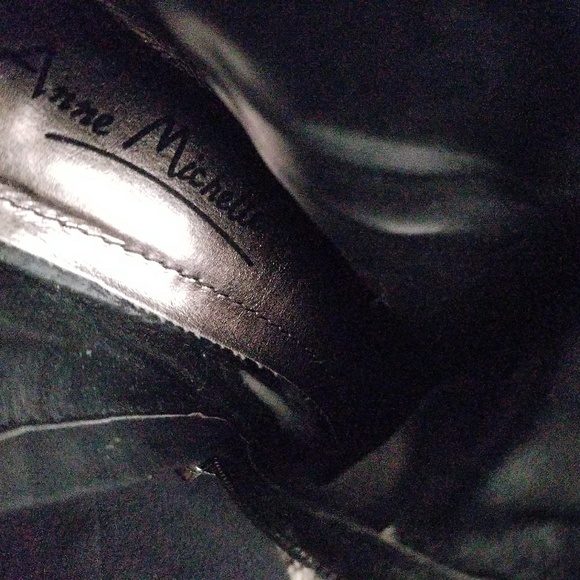 Black Ankle Boots w/ Heel - U.S. Size 7 - Picture 7 of 7